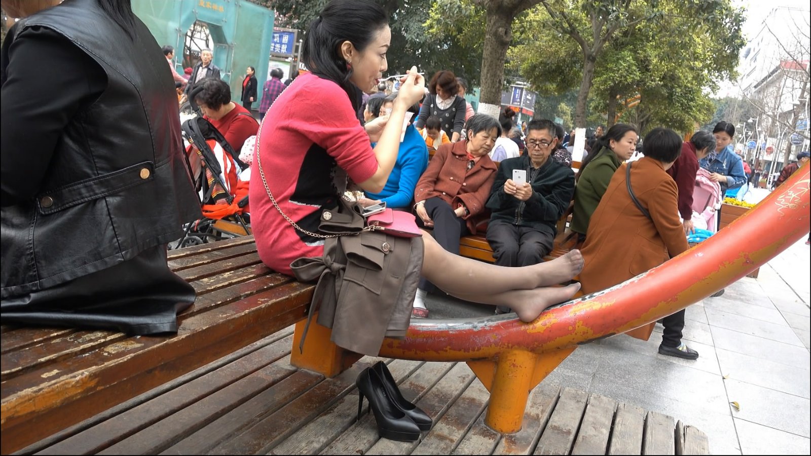 streetsnapshoep[00 00 46][20181210 222248 6]